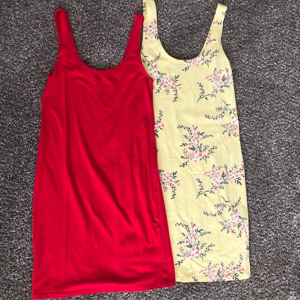 Forever 21: 2 pack miniskirts